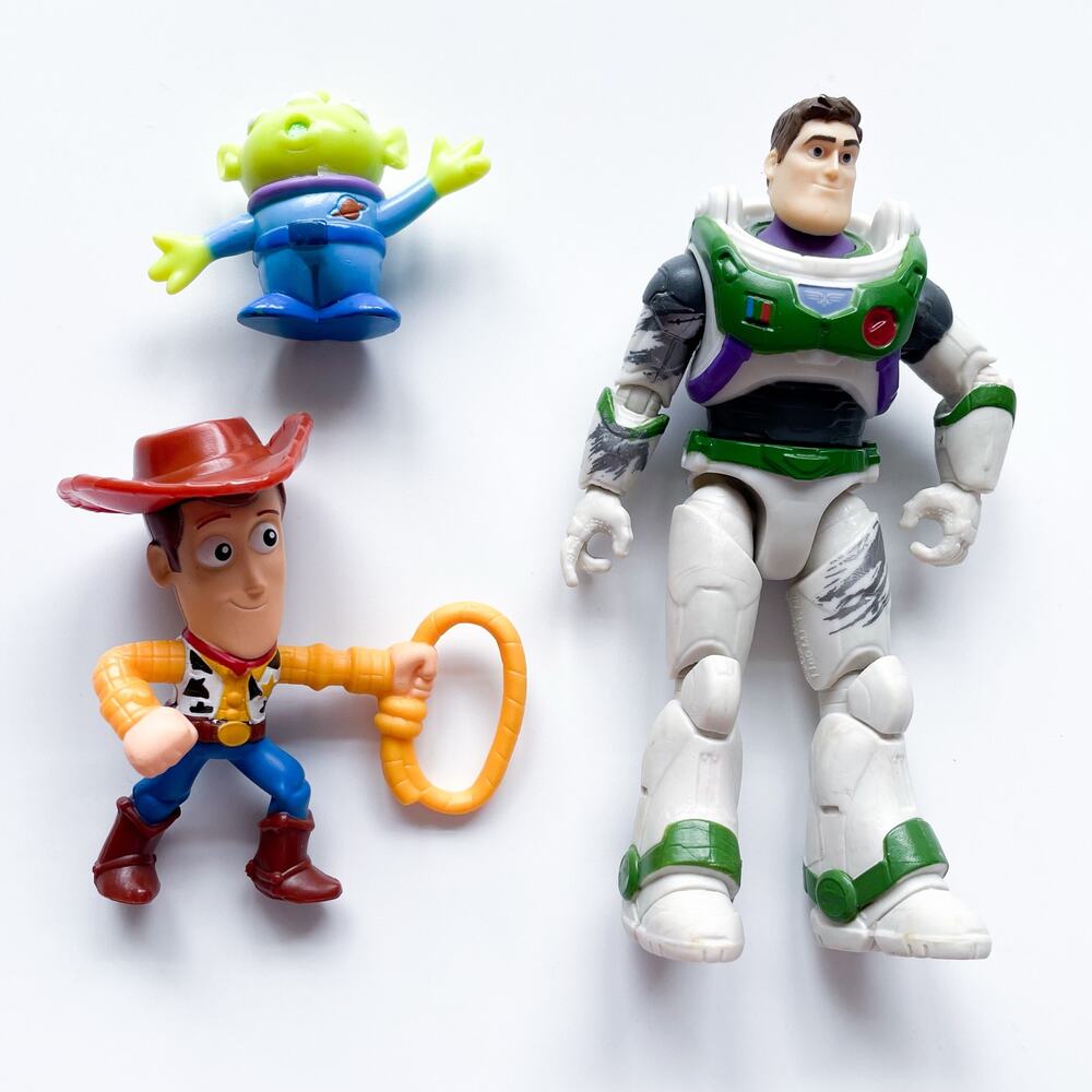 Pixar Toy Story Mixed Lot of Figures Buzz Lightyear, Woody, Alien Kids Toys